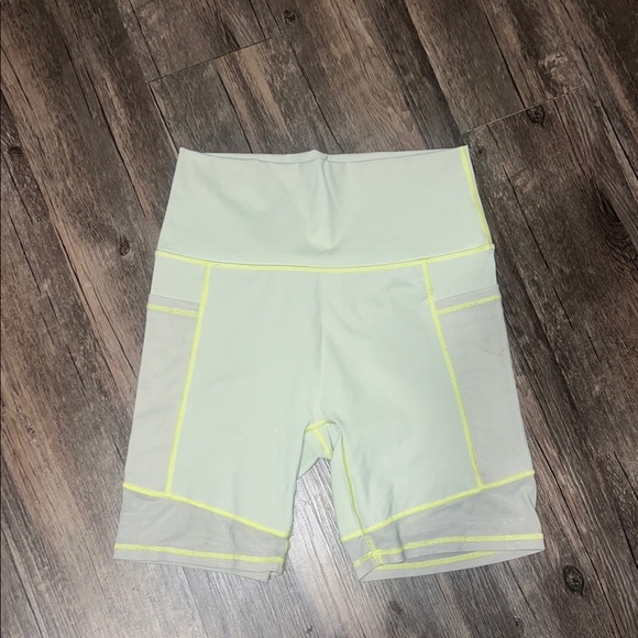 Women's neon green/ pistachio mesh  biker Shorts - Picture 1 of 8